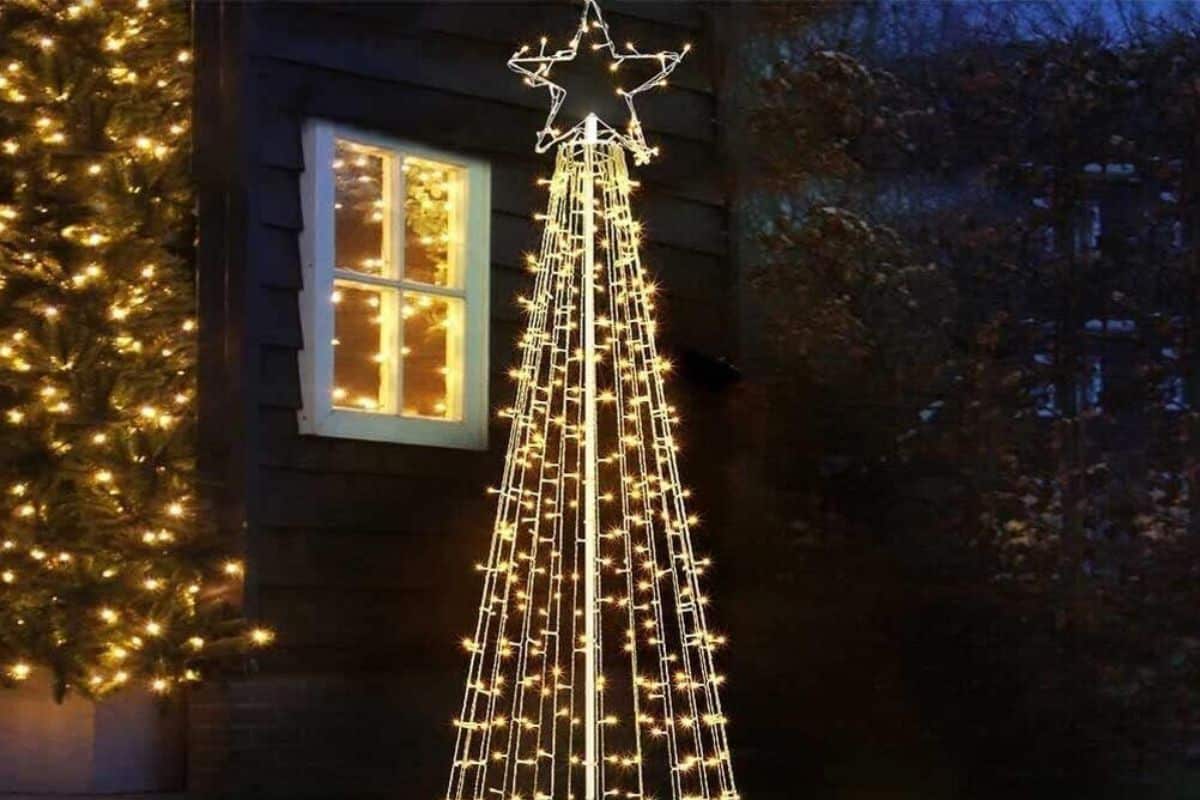 albero luminoso di Natele BAKAJI